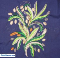 Необычная вышивка цветов