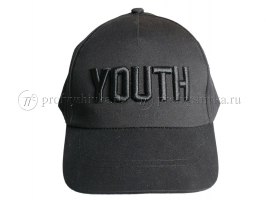 Бейсболка с текстом «YOUTH»