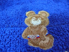 Машинная вышивка «Олимпийский Мишка»