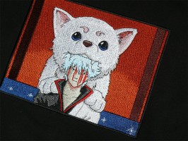 Художественная вышивка на одежде