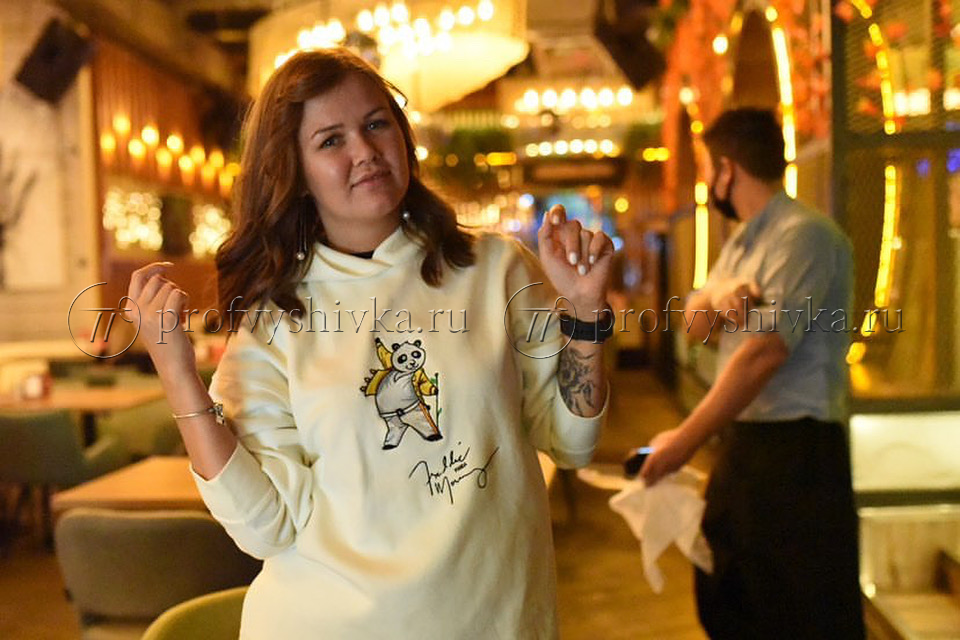 Вышивка на толстовках