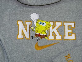 Вышивка Губка Боб на худи