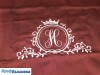 Вышивка буквы с вензелями на крое