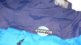 Вышивка на куртках