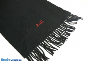 Шарф с вышивкой 9 Мая!