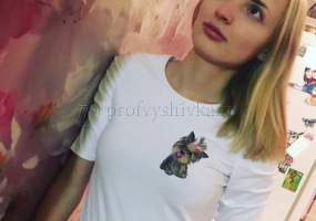 Футболка с вышивкой для учителя