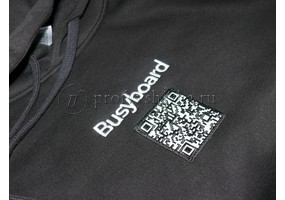Вышивка на худи «QR код»