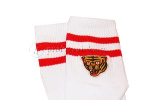 Вышивка на заказ на носках