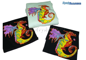 Красивая вышивка на изделии