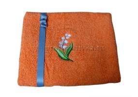 Ландыши вышитые на махровой ткани