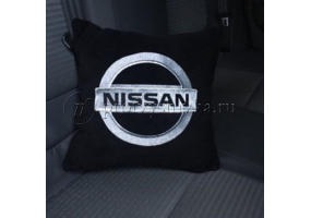 Автоподушка с вышивкой