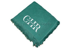 Вышитый вязаный плед