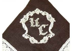 Машинная вышивка на солфетке не заказ